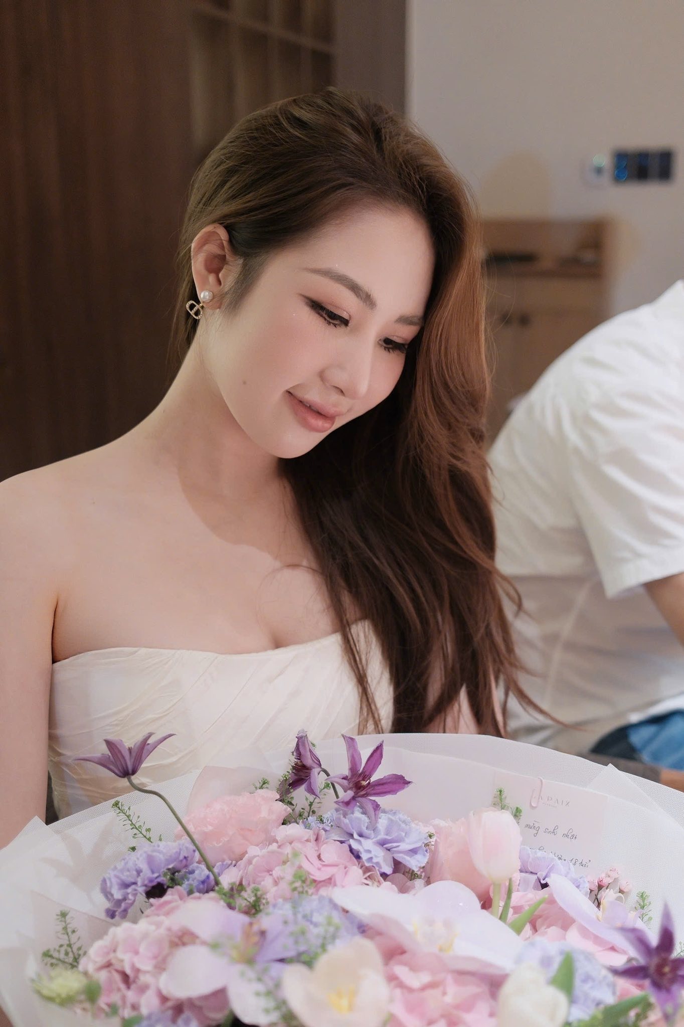 Căn hộ của cô gái 9x Hà thành viral khắp cõi mạng, nhận “bão like” vì đẹp ngất ngây như tranh vẽ- Ảnh 1.