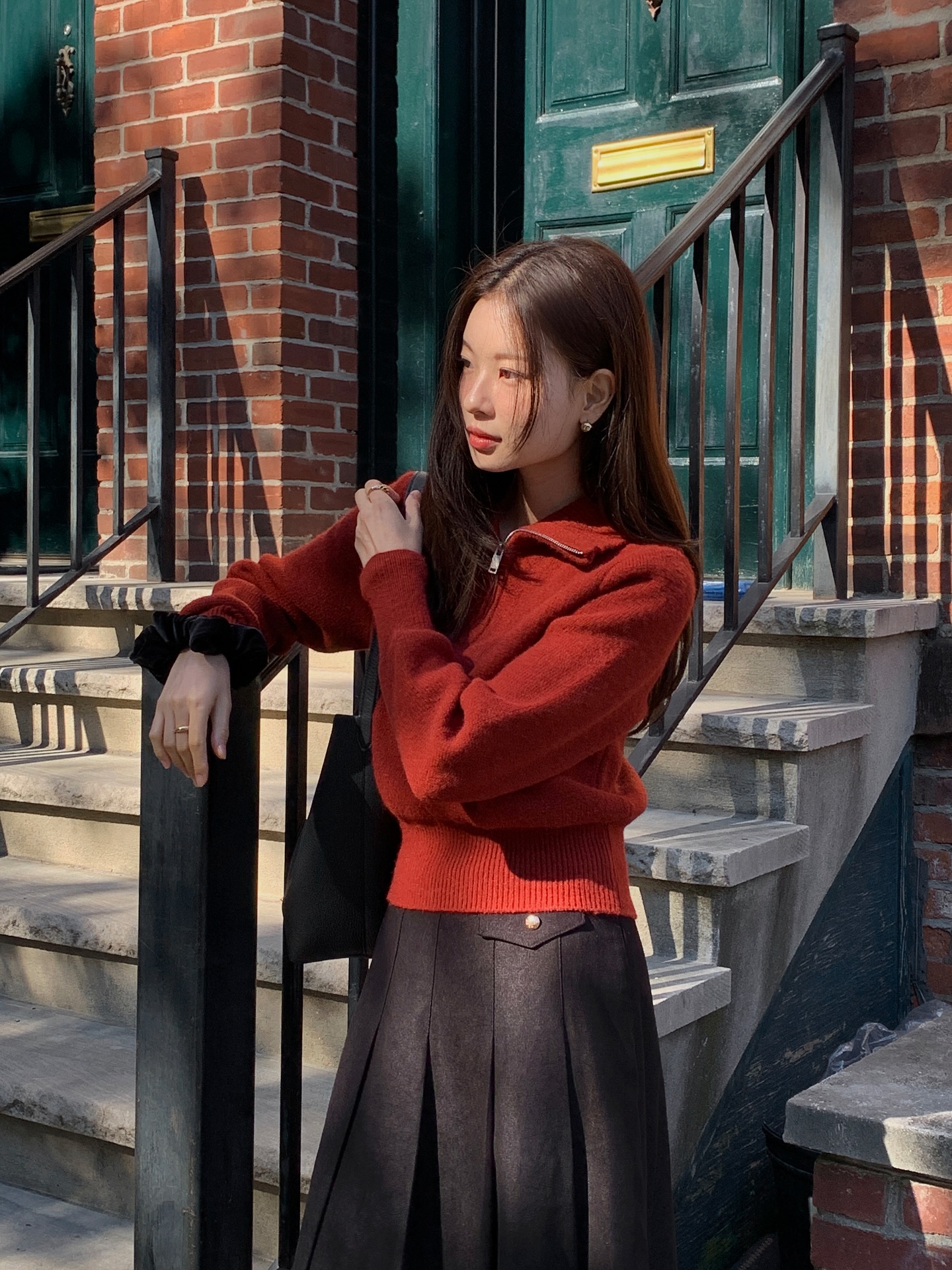 5 Tông màu trang phục tôn da hoàn hảo cho vẻ đẹp thời trang sang trọng - Ảnh 6. 5 Tông màu trang phục tôn da hoàn hảo cho vẻ đẹp thời trang sang trọng - Ảnh 6.