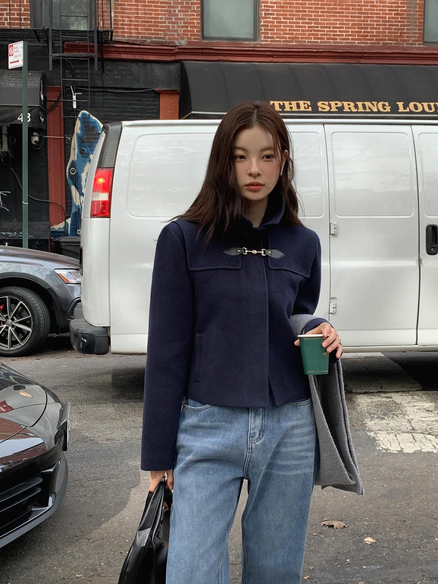 5 Tông màu trang phục tôn da hoàn hảo cho vẻ đẹp thời trang sang trọng - Ảnh 12. 5 Tông màu trang phục tôn da hoàn hảo cho vẻ đẹp thời trang sang trọng - Ảnh 12.