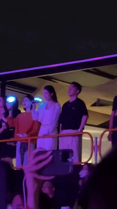 Hậu trường Á hậu Phương Nhi: Sắc đẹp và cuộc sống Hạnh phúc bên Minh Hoàng - Ảnh 5. Hậu trường Á hậu Phương Nhi: Sắc đẹp và cuộc sống Hạnh phúc bên Minh Hoàng - Ảnh 5.