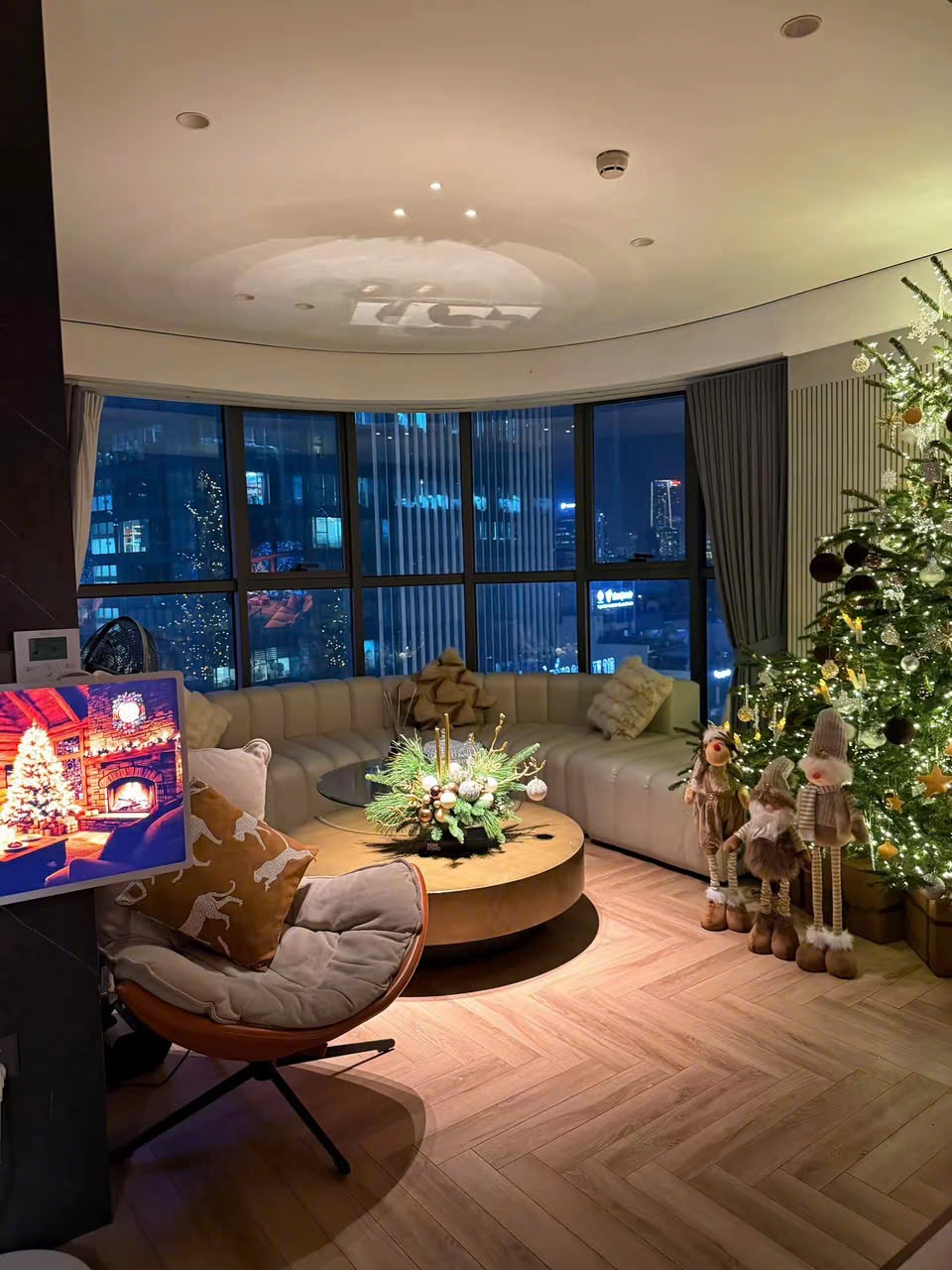 Căn hộ của cô gái 9x Hà thành viral khắp cõi mạng, nhận “bão like” vì đẹp ngất ngây như tranh vẽ- Ảnh 7.