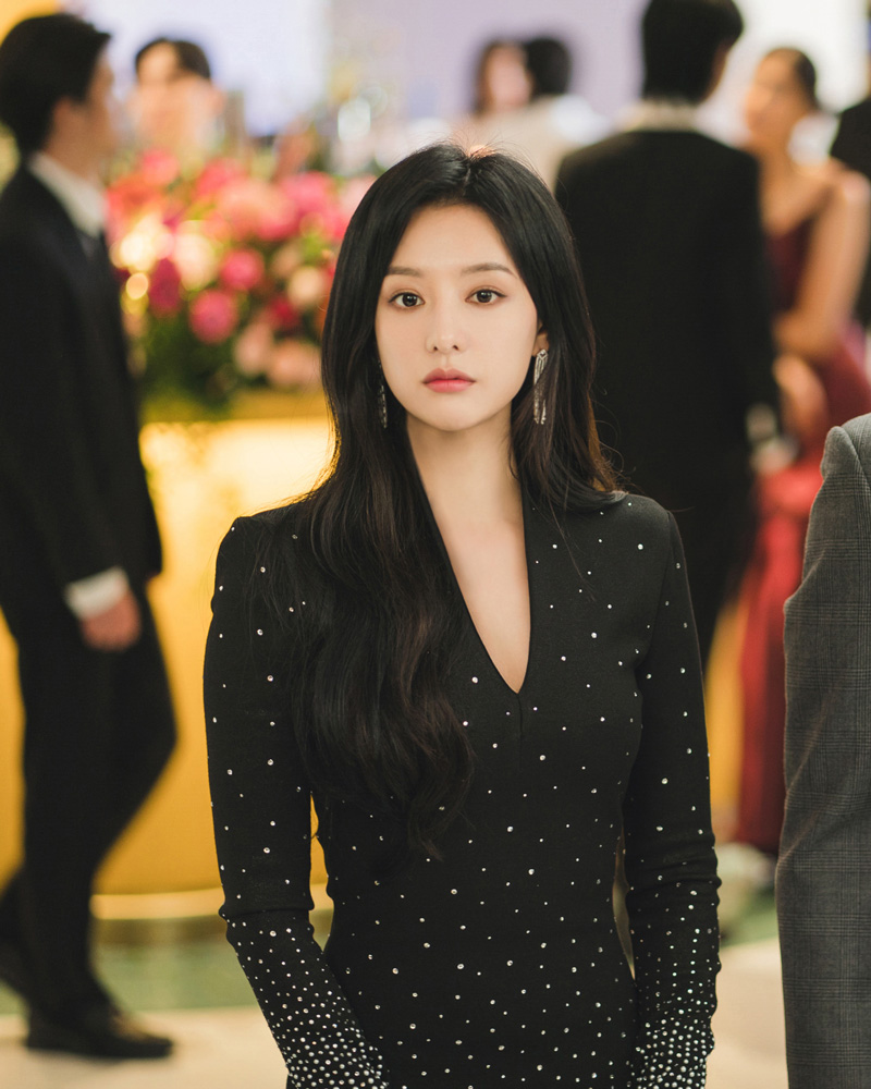 5 mỹ nhân lệch chuẩn mặt V-line vẫn đẹp rụng rời: Song Hye Kyo, Kim Ji Won đều góp mặt- Ảnh 12. 5 mỹ nhân lệch chuẩn mặt V-line vẫn đẹp rụng rời: Song Hye Kyo, Kim Ji Won đều góp mặt- Ảnh 12.