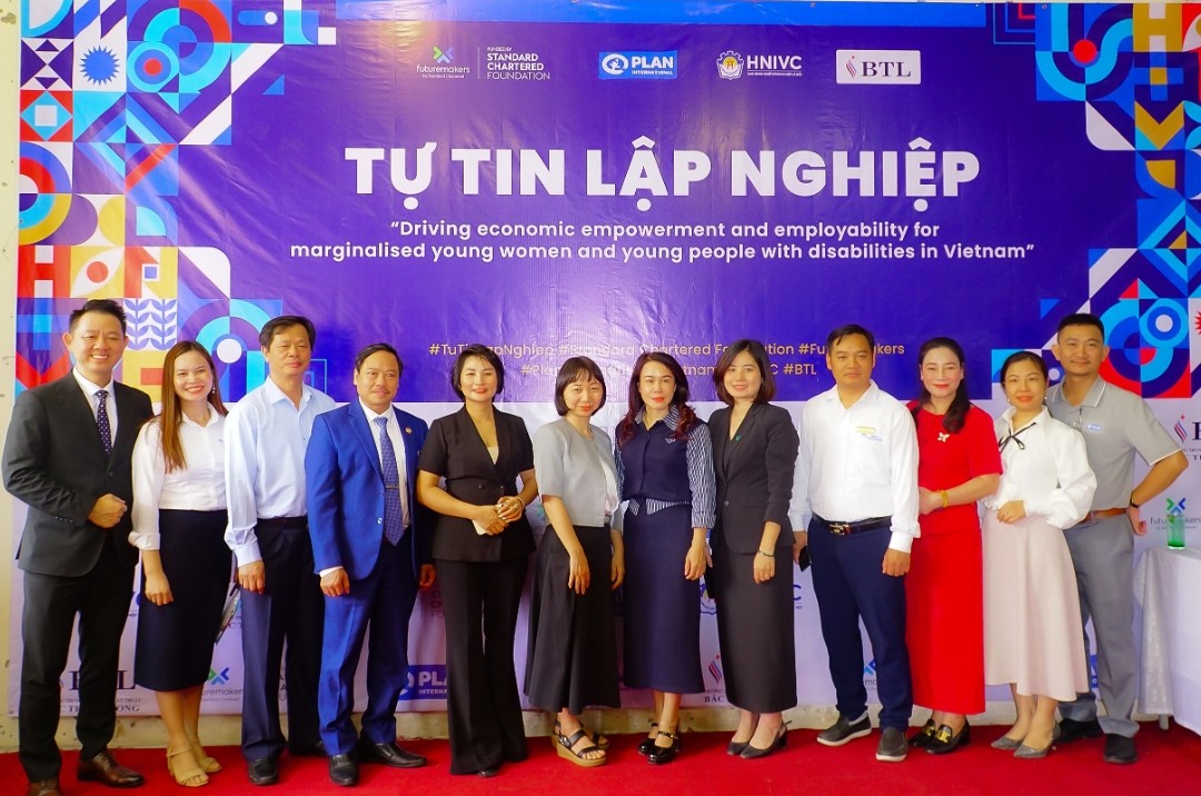 Ngân hàng Standard Chartered Việt Nam cung cấp vốn mồi cho người trẻ khởi nghiệp - Ảnh 4. Ngân hàng Standard Chartered Việt Nam cung cấp vốn mồi cho người trẻ khởi nghiệp - Ảnh 4.