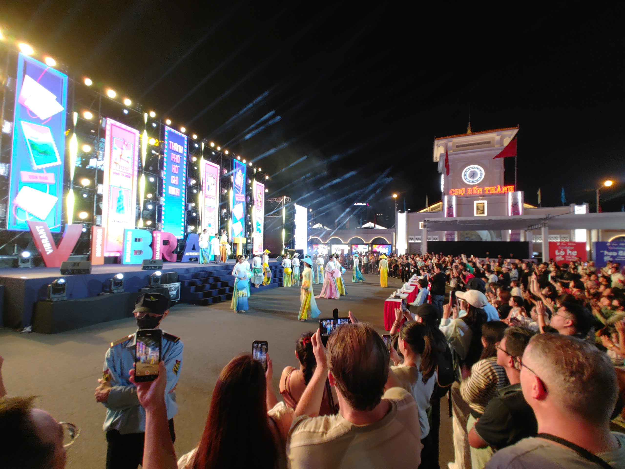 Không gian kết nối đầy cảm hứng tại Tuần lễ Du lịch TPHCM - Ảnh 1.