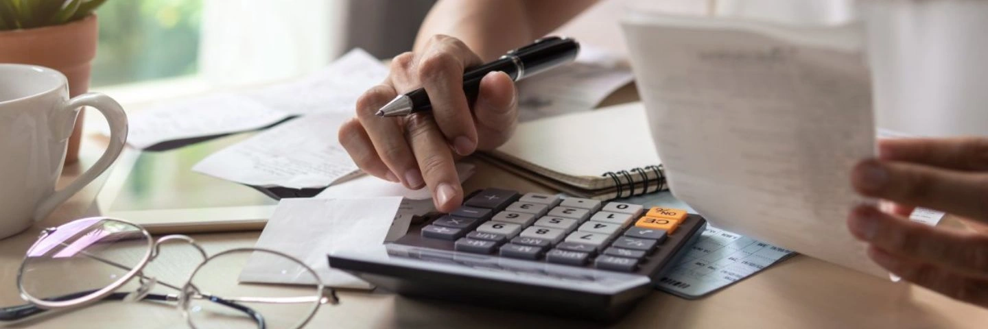 Sống tối giản nhưng không khắc khổ: 4 nguyên tắc chi tiêu giúp tôi bớt áp lực và thật sự thoải mái - Ảnh 1.