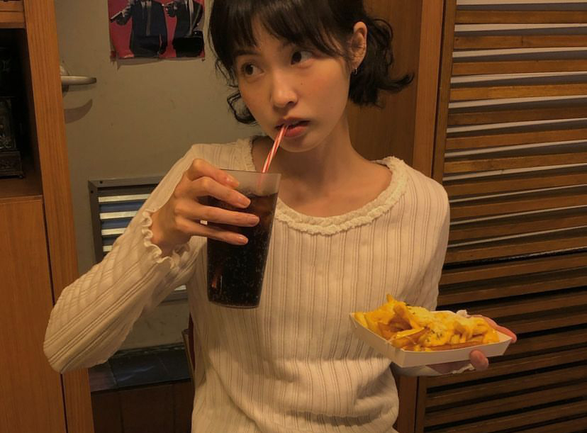 Thiếu nữ 15 tuổi đột ngột phát hiện ung thư giai đoạn 3, mẹ gào khóc đòi khám lại, BS thở dài: “Bệnh này thích tấn công người trẻ” - Ảnh 2. Thiếu nữ 15 tuổi đột ngột phát hiện ung thư giai đoạn 3, mẹ gào khóc đòi khám lại, BS thở dài: “Bệnh này thích tấn công người trẻ” - Ảnh 2.