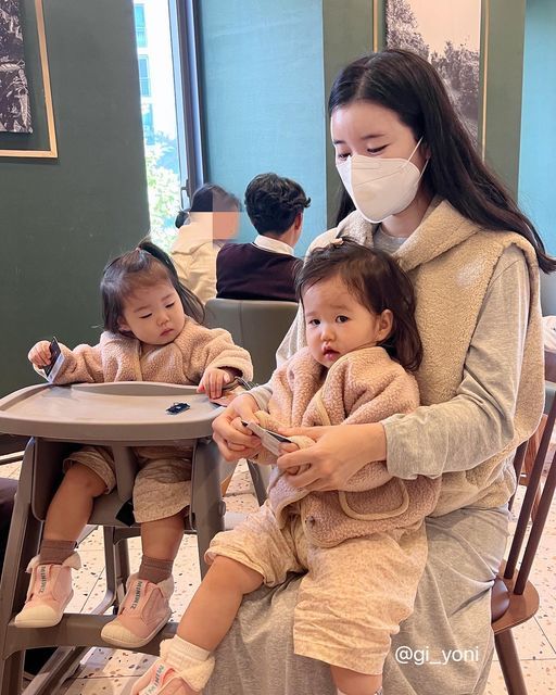 Nửa tháng cuối năm 2025: Mẹ bỉm thuộc những con giáp này chiêm nghiệm thấy rằng mình đã có 1 năm viên mãn, hạnh phúc- Ảnh 1.