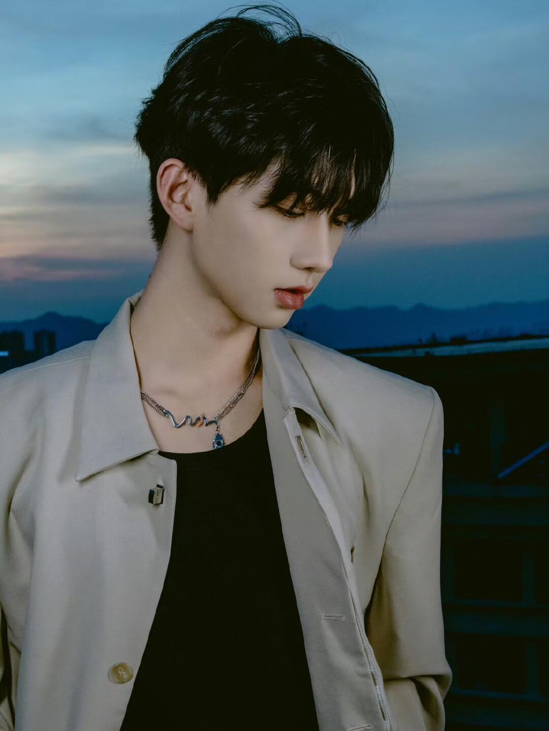 Tiếu Văn Vũ và câu chuyện nợ lương gây sốc trong hậu trường showbiz - Ảnh 3. Tiếu Văn Vũ và câu chuyện nợ lương gây sốc trong hậu trường showbiz - Ảnh 3.