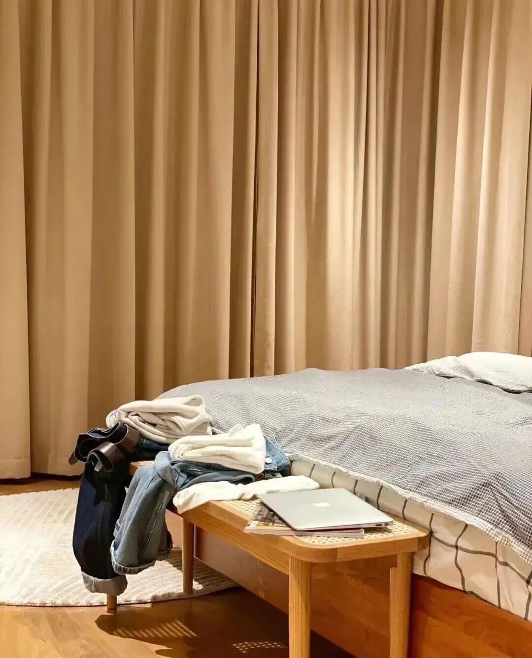 5 món nội thất phòng ngủ tưởng sang mà “vô dụng hết phần thiên hạ” - Ảnh 5.