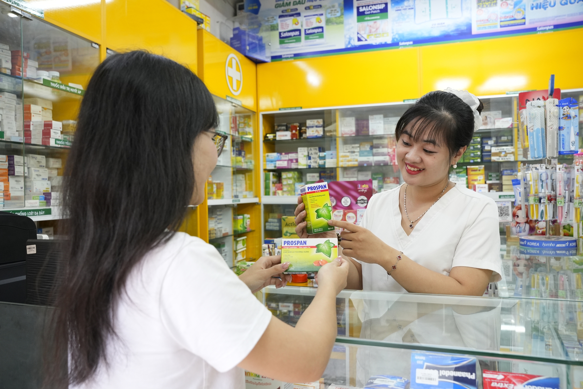 Vì sao thuốc ho Prospan chuẩn Đức trở thành lựa chọn hàng đầu của nhiều mẹ Việt?- Ảnh 1.