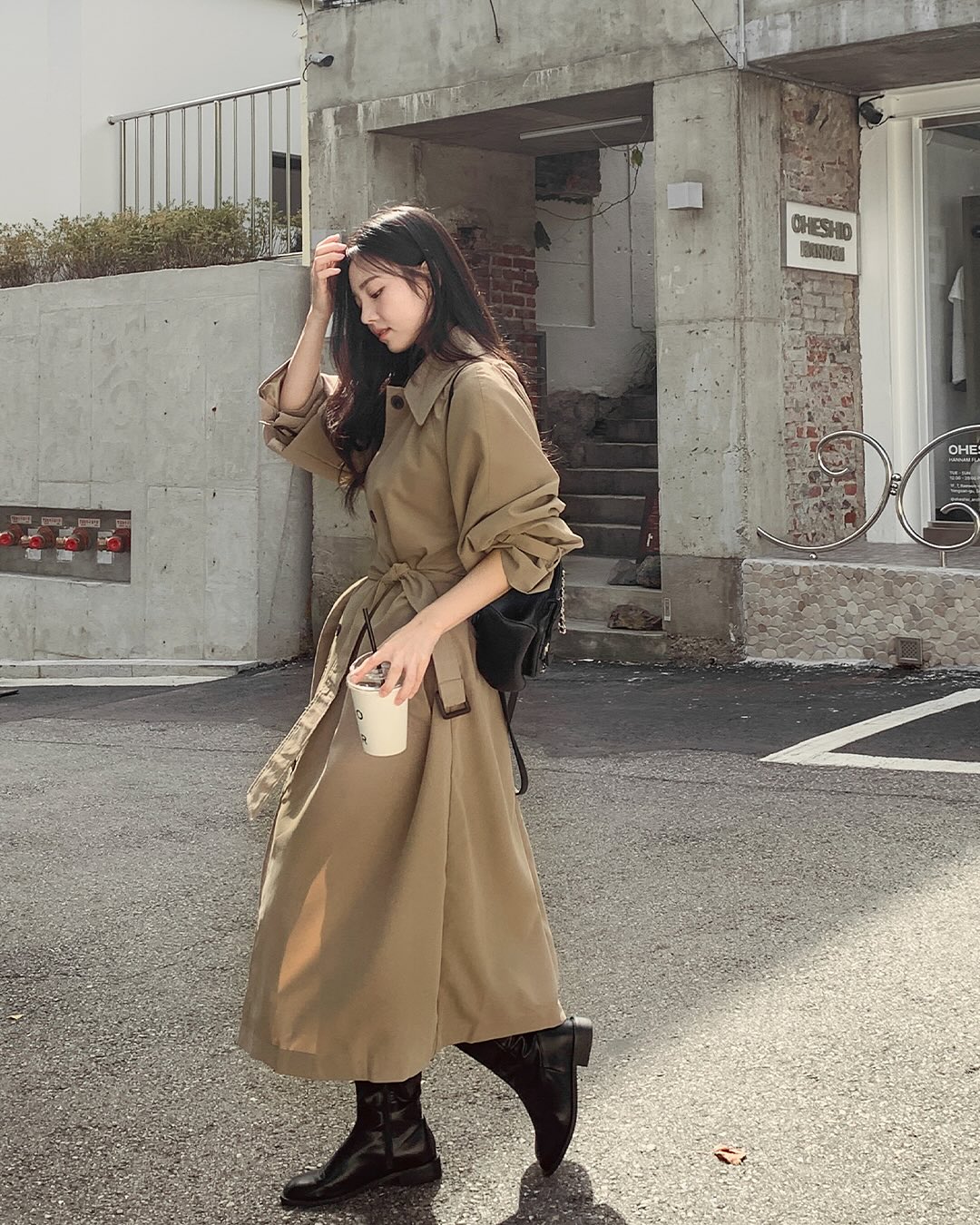 5 Mẫu áo khoác đẹp bền vững cho mùa xuân ba năm tới - Ảnh 6. 5 Mẫu áo khoác đẹp bền vững cho mùa xuân ba năm tới - Ảnh 6.