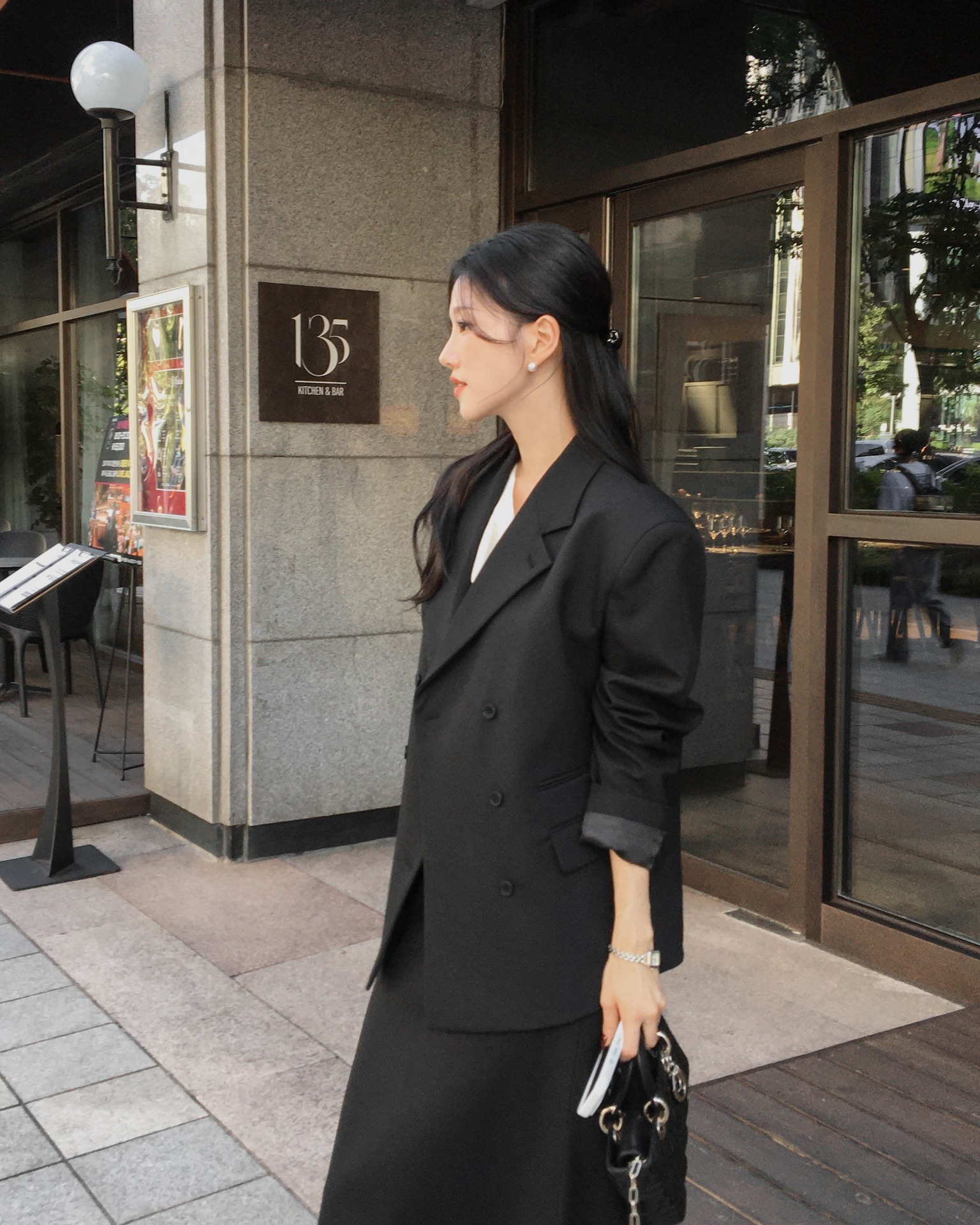 5 Mẫu áo khoác đẹp bền vững cho mùa xuân ba năm tới - Ảnh 1. 5 Mẫu áo khoác đẹp bền vững cho mùa xuân ba năm tới - Ảnh 1.