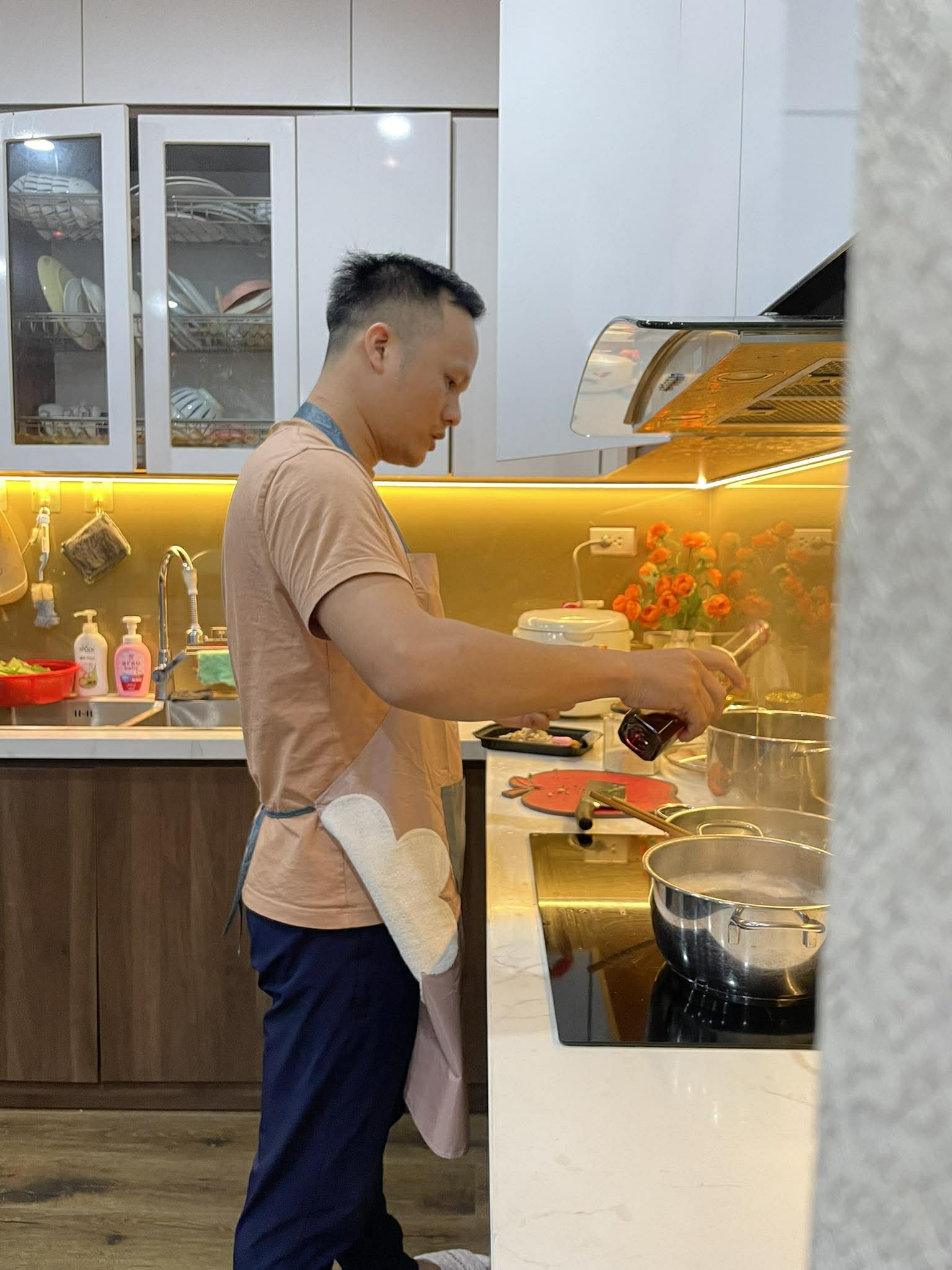 Ông chồng khoe thành quả dự án 