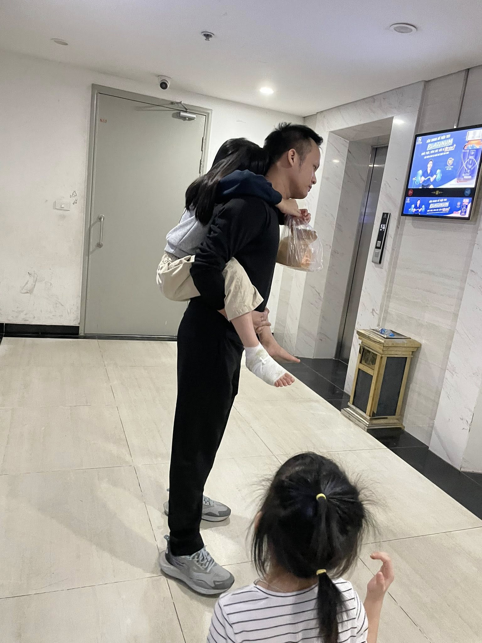 Ông chồng khoe thành quả dự án 