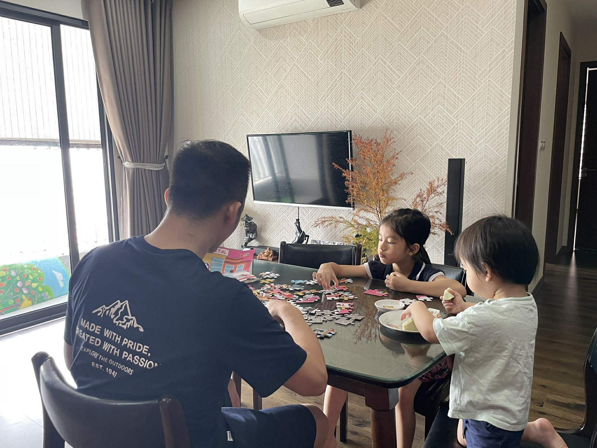 Ông chồng khoe thành quả dự án 