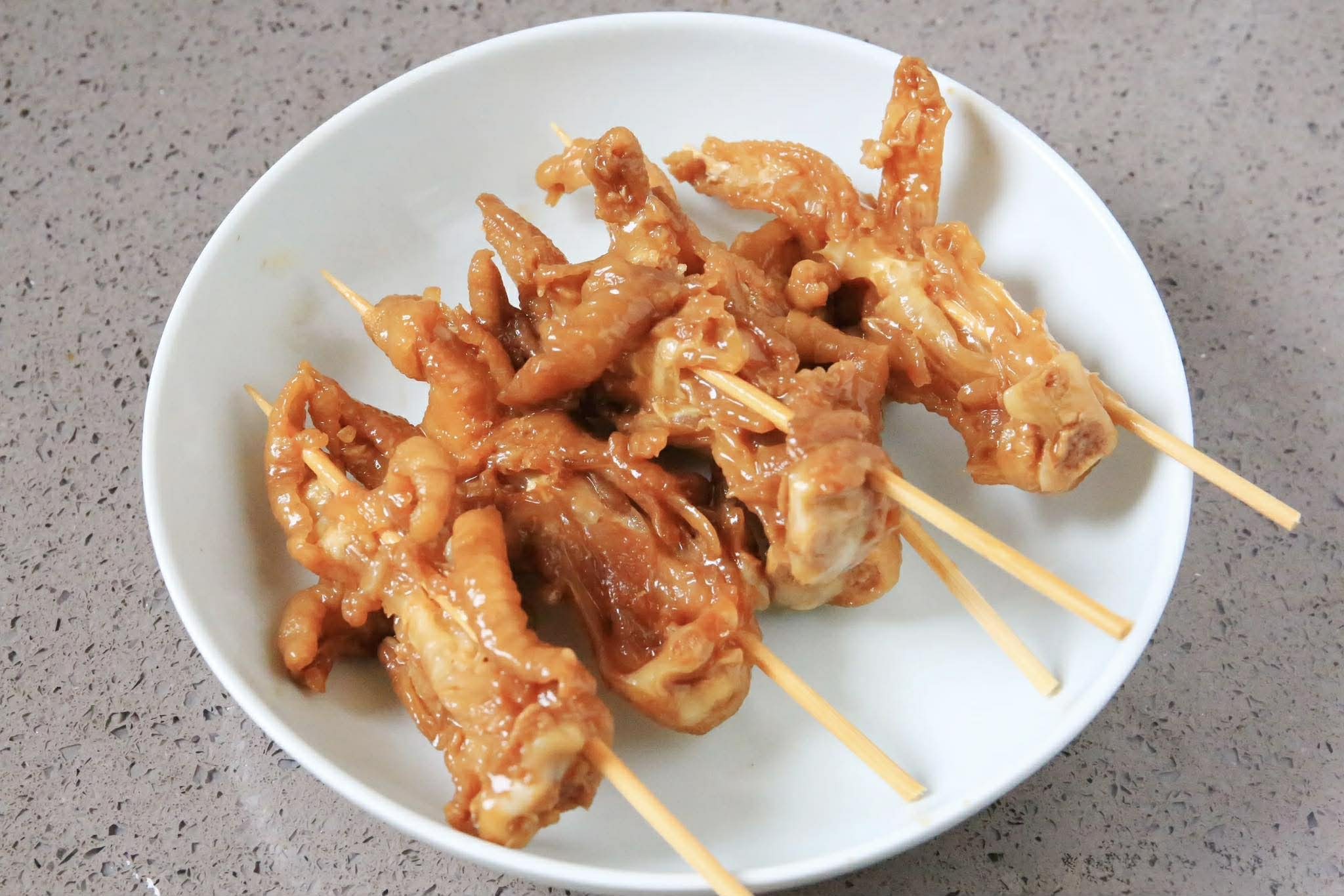 Công thức chân gà rút xương sốt tương đậu ngọt cho ngày lạnh thêm ấm áp - Ảnh 7.