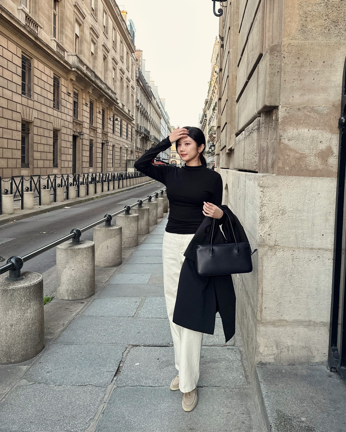 5 Mẫu quần dài đẹp bất hủ cho tủ đồ năm 2025 - Ảnh 11. 5 Mẫu quần dài đẹp bất hủ cho tủ đồ năm 2025 - Ảnh 11.