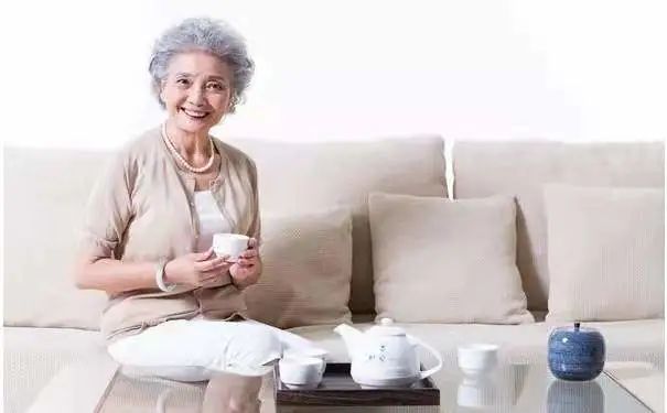 Người già có mấy thói quen này thường bị chê 