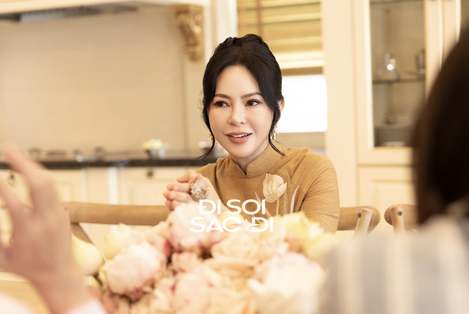 Cam thường zoom cận của phu nh&acirc;n tỷ ph&uacute; Thuỷ Ti&ecirc;n: Gọi mẹ vợ trẻ đẹp nhất Việt Nam qu&aacute; xứng đ&aacute;ng!- Ảnh 7.