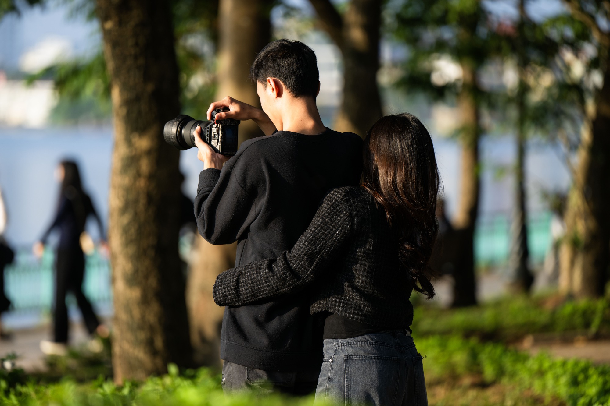 Toàn cảnh Hà Nội hôm nay thật lạ: Bầu trời trong vắt, chất lượng không khí “lọt top” tốt trên thế giới- Ảnh 5. Toàn cảnh Hà Nội hôm nay thật lạ: Bầu trời trong vắt, chất lượng không khí “lọt top” tốt trên thế giới- Ảnh 5.