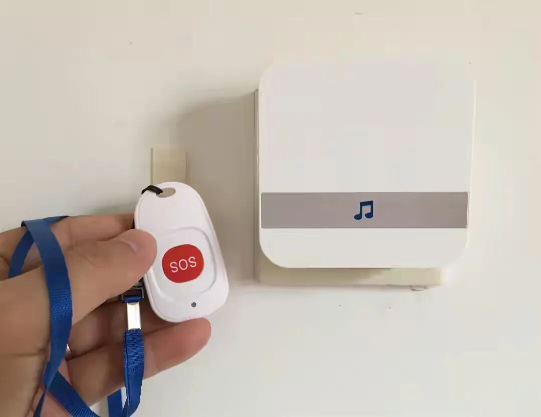 Sau khi nghỉ hưu, hãy mua sớm 7 món “nhỏ mà đáng tiền” này: Sống tự chủ hơn, con cái cũng yên lòng - Ảnh 1.