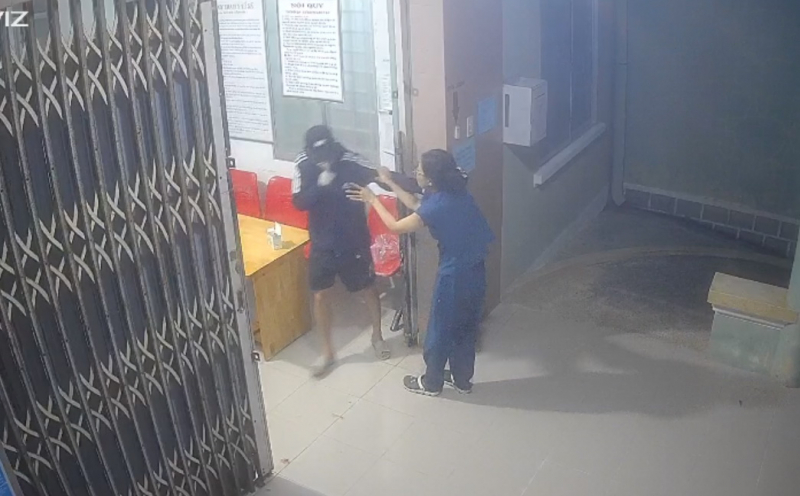 Khống chế nh&acirc;n vi&ecirc;n trạm y tế: Vụ cướp tại x&atilde; Đại L&atilde;nh g&acirc;y chấn động - Ảnh 2.