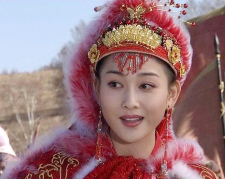 Lý Thể Hoa và cuộc hôn nhân sóng gió với doanh nhân: Sự thật đằng sau ánh hào quang - Ảnh 4. Lý Thể Hoa và cuộc hôn nhân sóng gió với doanh nhân: Sự thật đằng sau ánh hào quang - Ảnh 4.