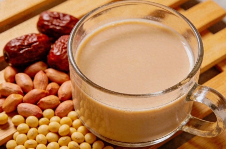 7 cách tuyệt vời để thưởng thức sữa đậu nành! Không cần thêm đường, gấp đôi giá trị dinh dưỡng và làm dịu dạ dày - Ảnh 1.
