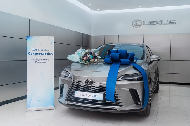 Zalo thưởng xe Lexus cho nh&acirc;n vi&ecirc;n xuất sắc cuối năm 2025 - Ảnh 1.
