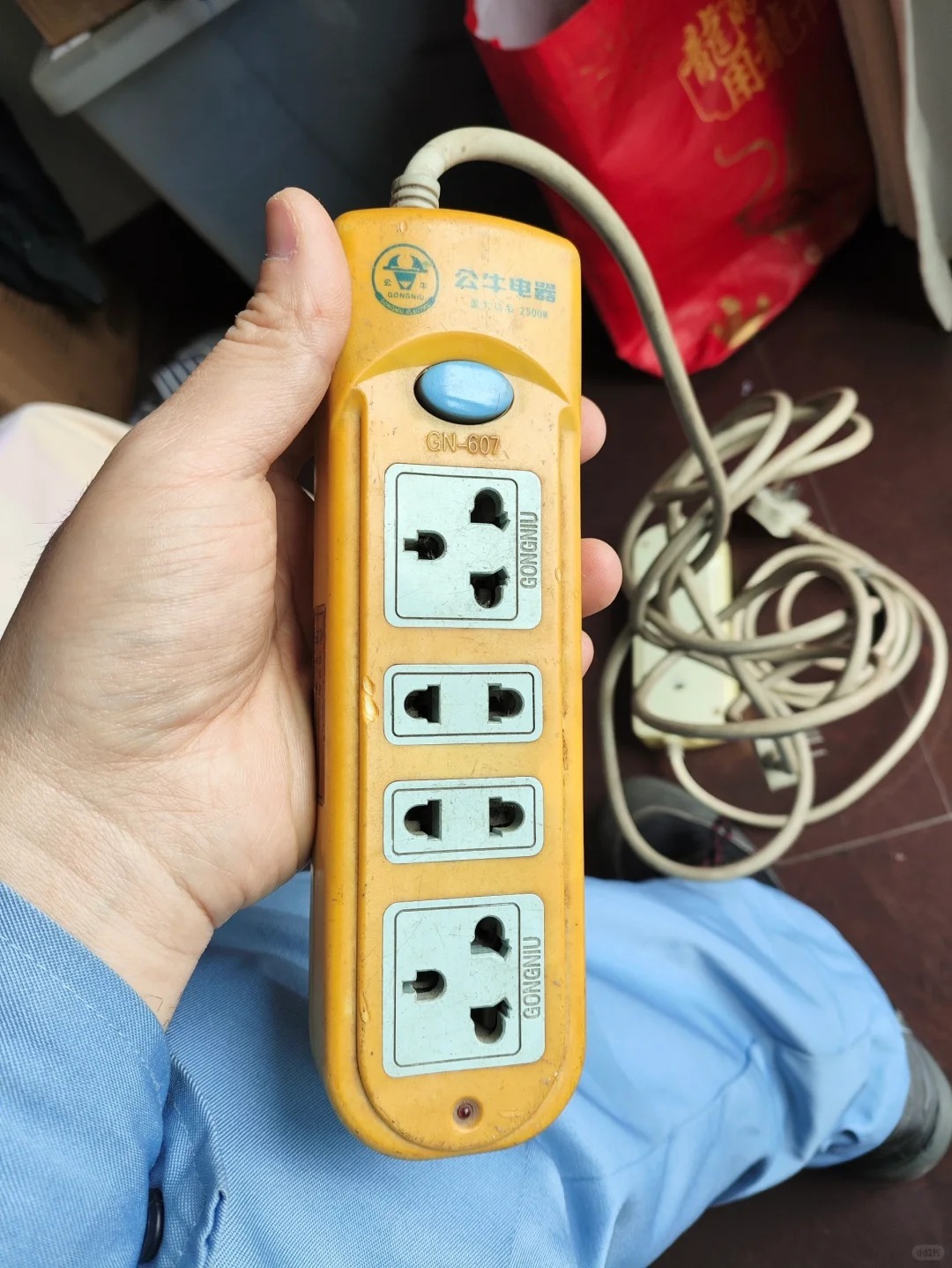 Sang năm 2026, tôi xin thề danh dự sẽ VỨT BỎ 7 thứ Sang năm 2026, tôi xin thề danh dự sẽ VỨT BỎ 7 thứ