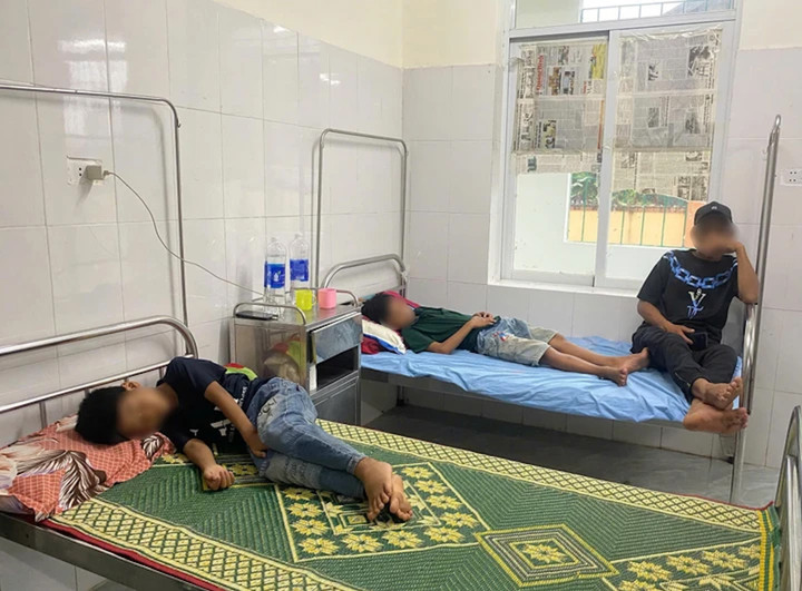 Trường PTDTBT Tiểu học Kim Thủy bị phạt gần 200 triệu v&igrave; ngộ độc thực phẩm - Ảnh 1.