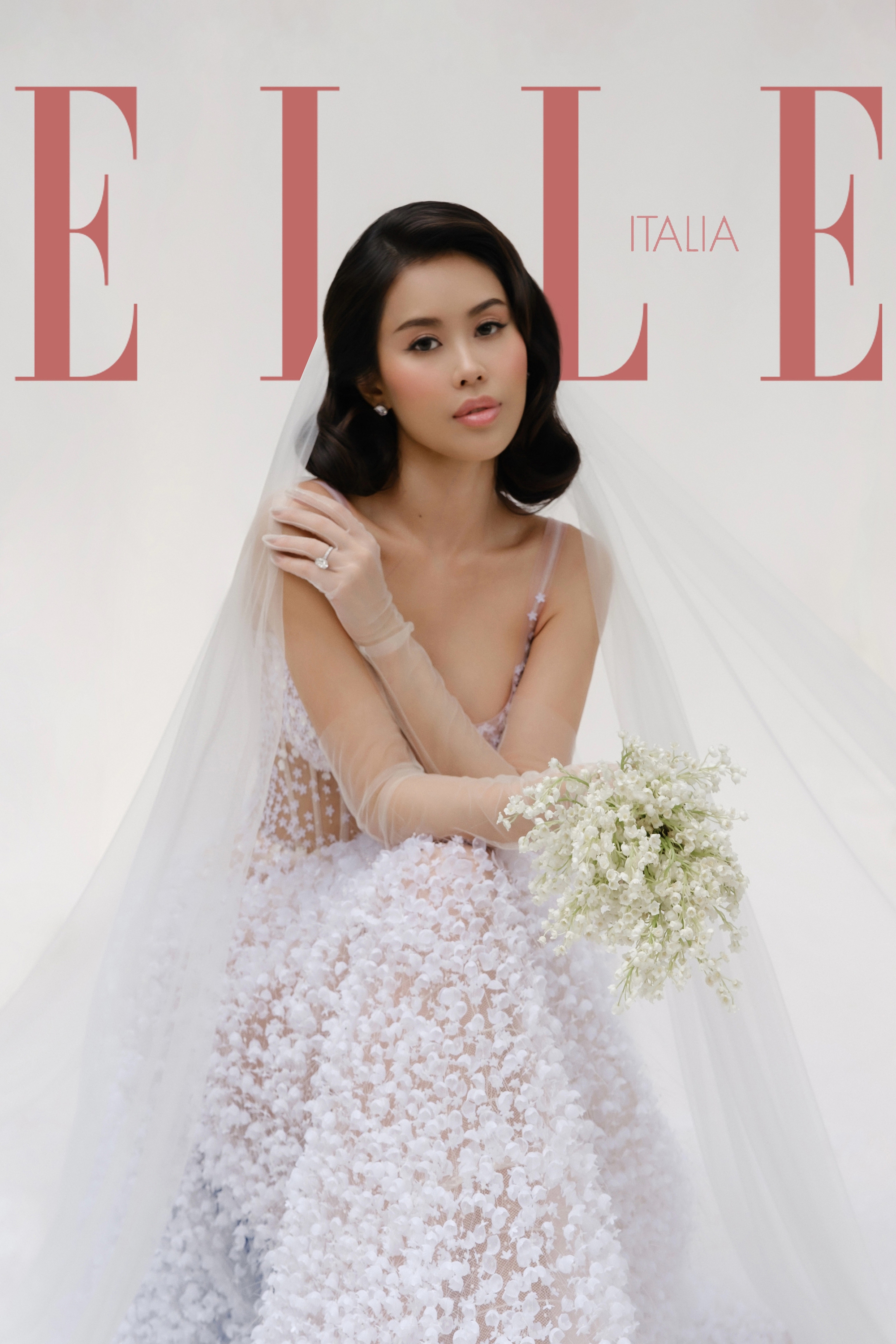 C&ocirc; d&acirc;u Ti&ecirc;n Nguyễn mặc v&aacute;y cưới đ&iacute;nh kết 15.000 b&ocirc;ng hoa linh lan tr&ecirc;n b&igrave;a tạp ch&iacute; Elle danh tiếng- Ảnh 1.
