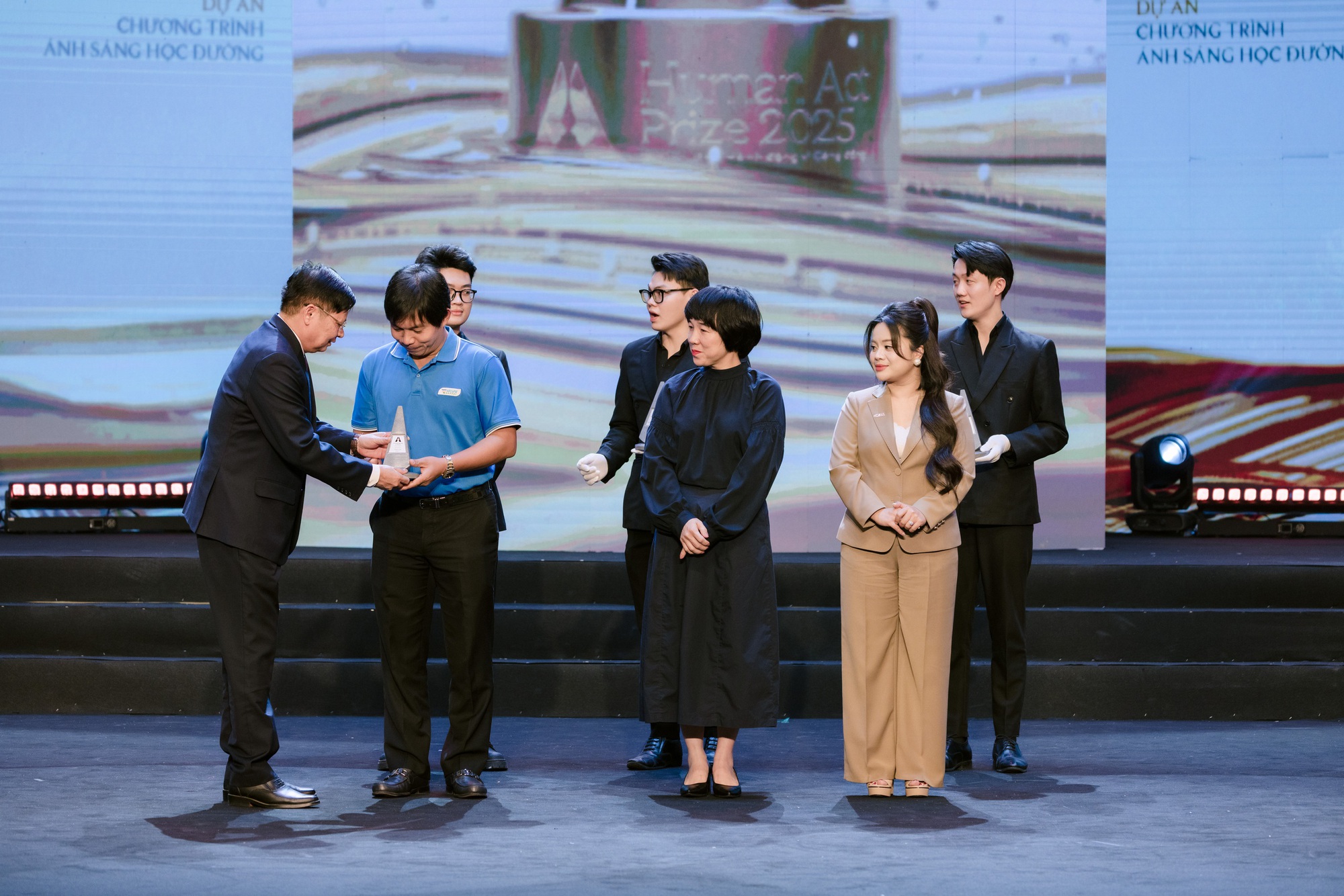 5 dự &aacute;n được vinh danh tại hạng mục cao qu&yacute; Giải thưởng năm - Giải thưởng H&agrave;nh động v&igrave; cộng đồng 2025 - Ảnh 12.