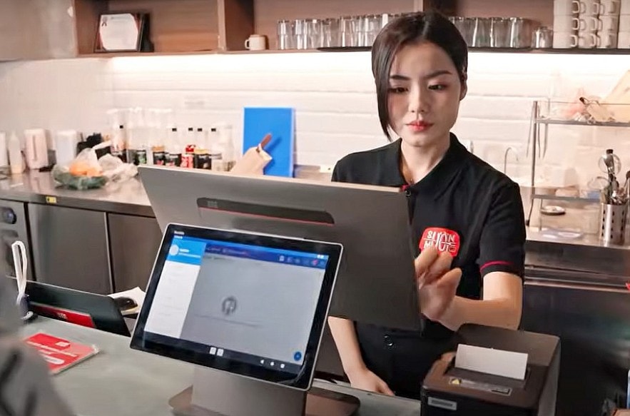 Doanh thu hộ kinh doanh c&oacute; thể cao hơn 1 tỷ đồng cần &aacute;p dụng h&oacute;a đơn điện tử sớm - Ảnh 2.