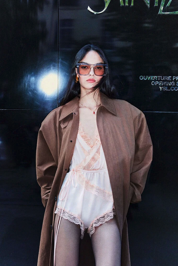 Lily Collins giúp Rosé không còn đơn độc, hóa ra dân châu Âu cũng ngứa mắt với trend đồ ngủ- Ảnh 7. Lily Collins giúp Rosé không còn đơn độc, hóa ra dân châu Âu cũng ngứa mắt với trend đồ ngủ- Ảnh 7.