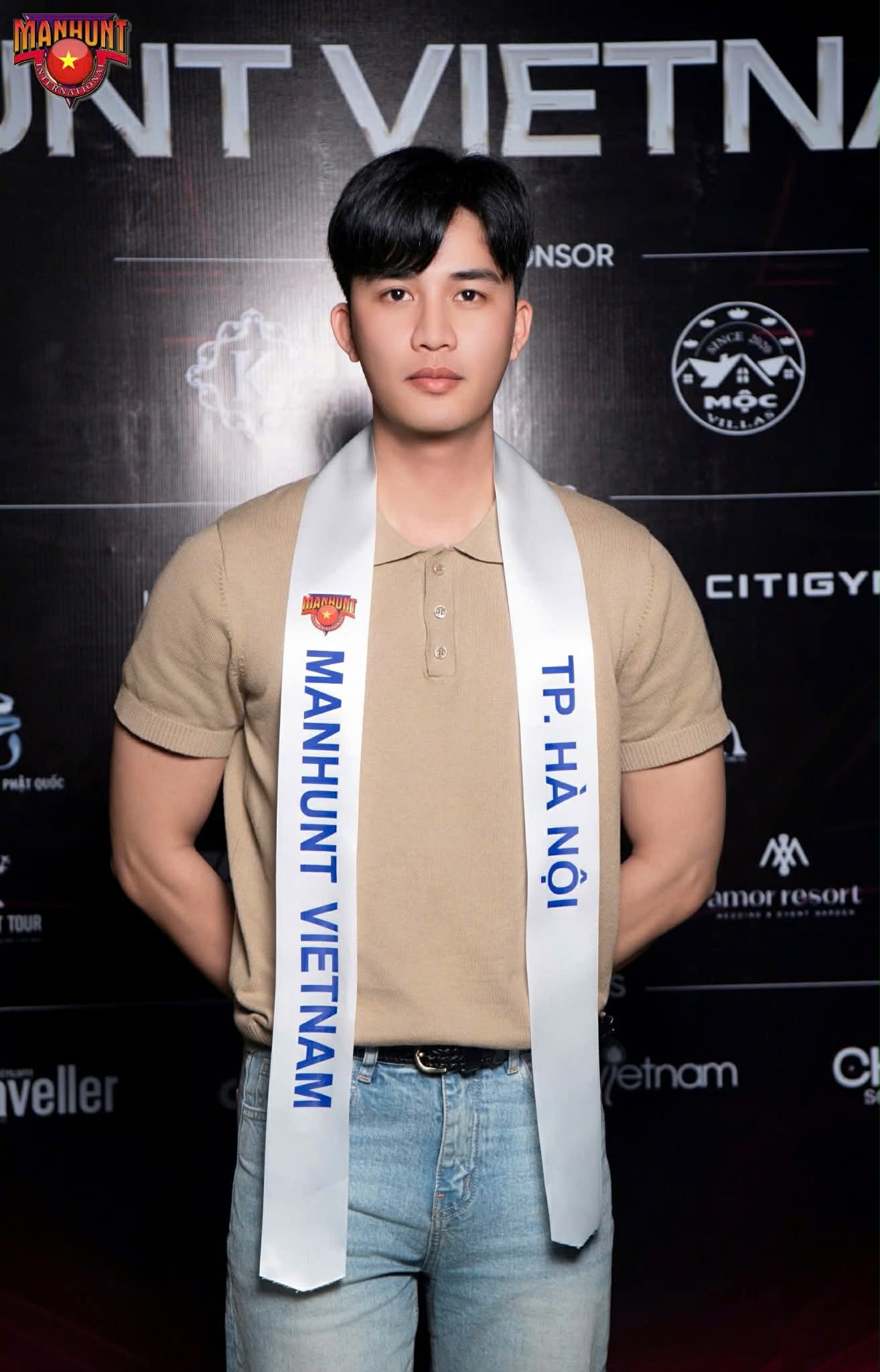 Á vương 1 Manhunt Việt Nam 2025 Đỗ Trung Tuấn: Màn "lột xác" ấn tượng từ "Thượng úy" màn ảnh VTV - Ảnh 3.