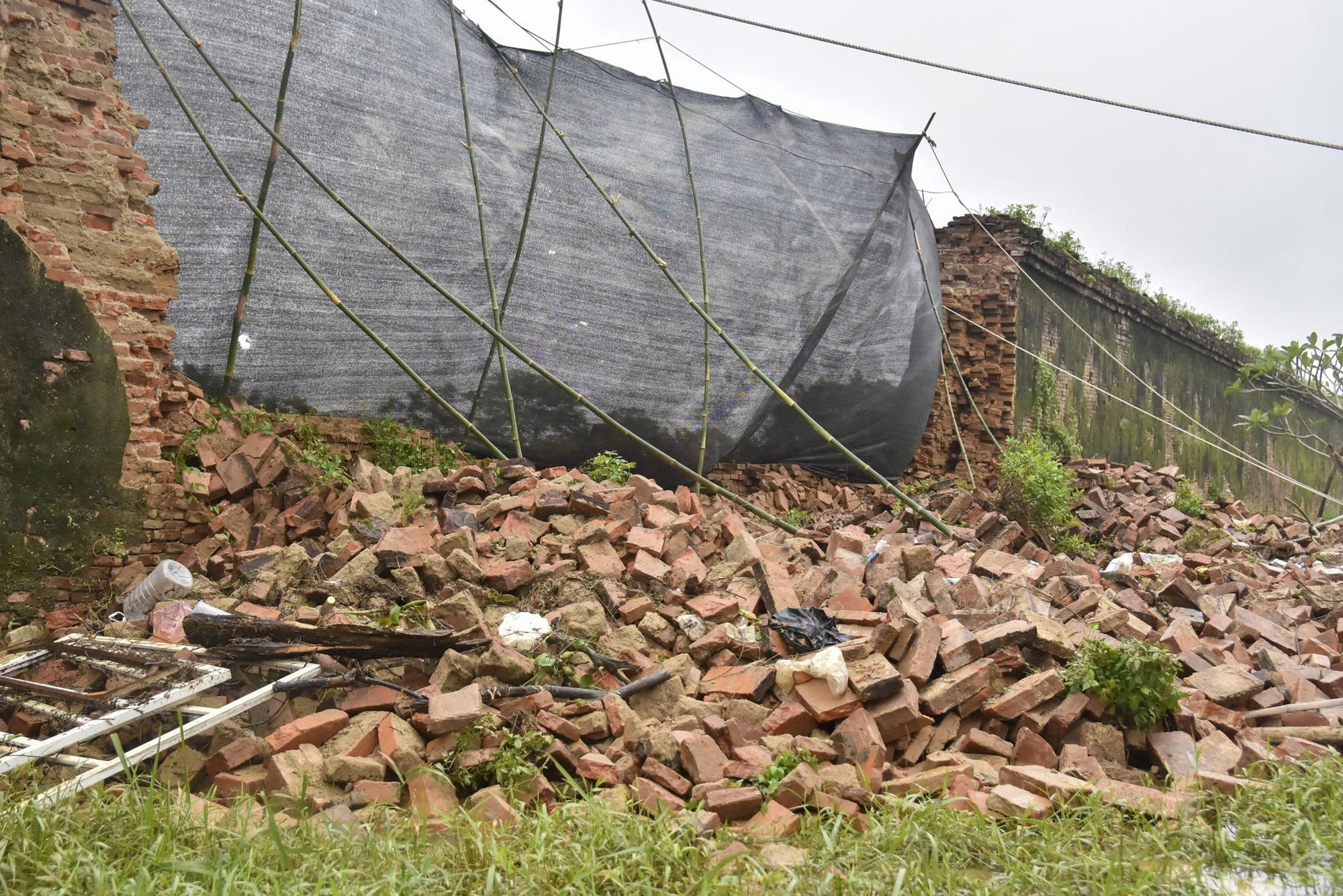 Lệnh xây dựng khẩn cấp ban hành, Hoàng thành Huế phải hoàn thành sửa chữa trong 45 ngày - Ảnh 1.