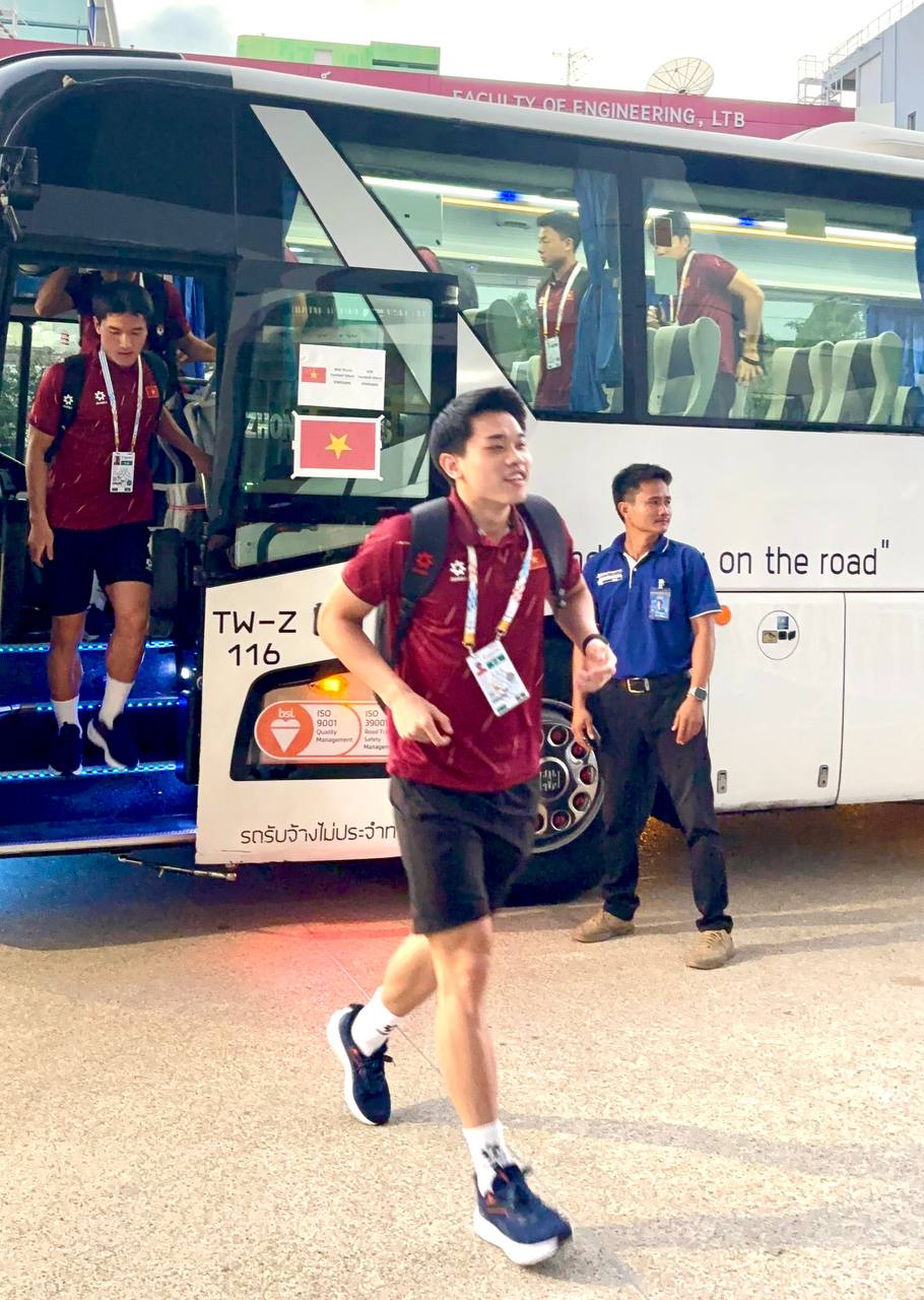 Ngược dòng Thái Lan ngoạn mục, U22 Việt Nam giành HCV SEA Games 33- Ảnh 11. Ngược dòng Thái Lan ngoạn mục, U22 Việt Nam giành HCV SEA Games 33- Ảnh 11.