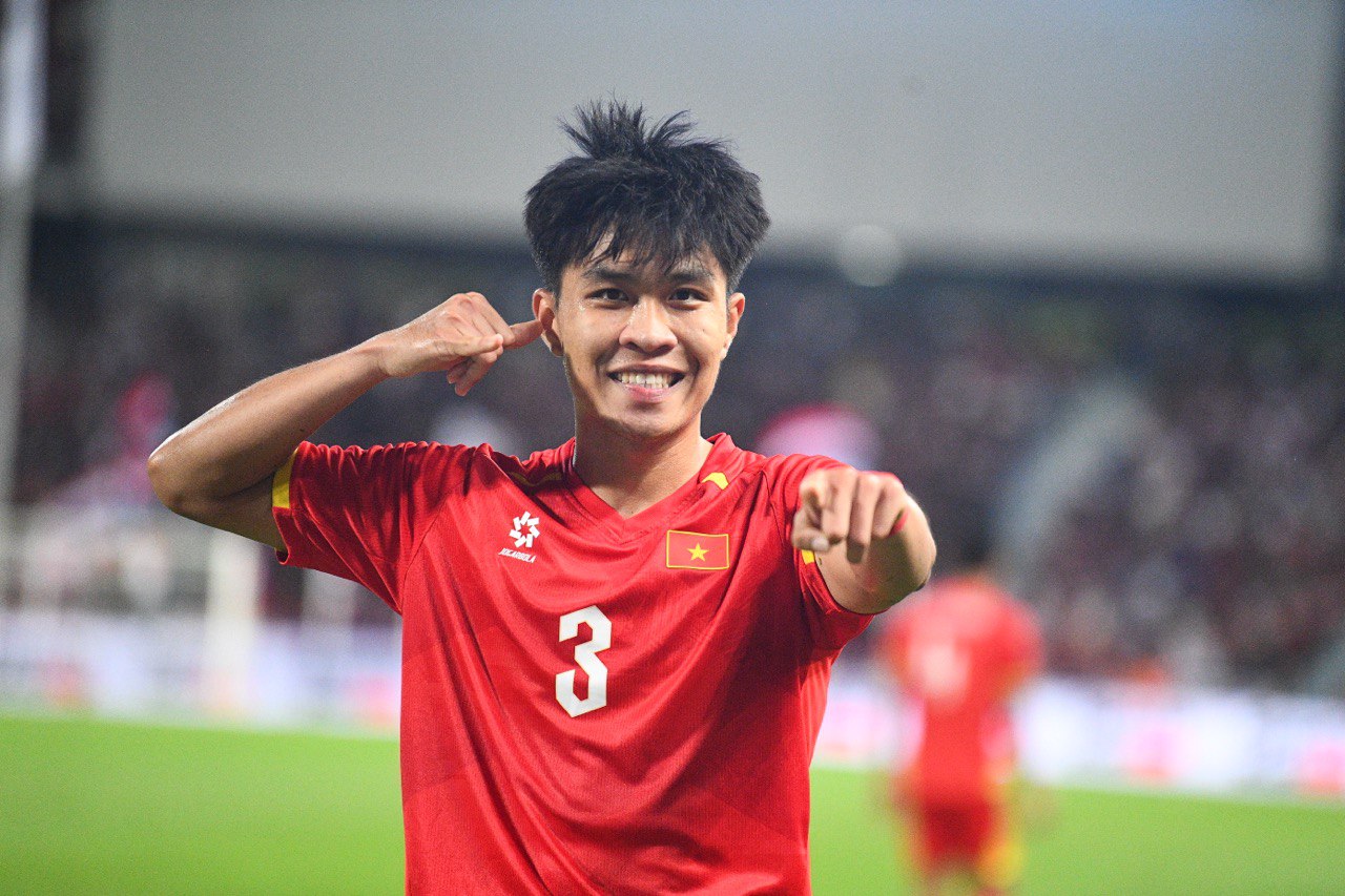 Ngược dòng Thái Lan ngoạn mục, U22 Việt Nam giành HCV SEA Games 33- Ảnh 1. Ngược dòng Thái Lan ngoạn mục, U22 Việt Nam giành HCV SEA Games 33- Ảnh 1.