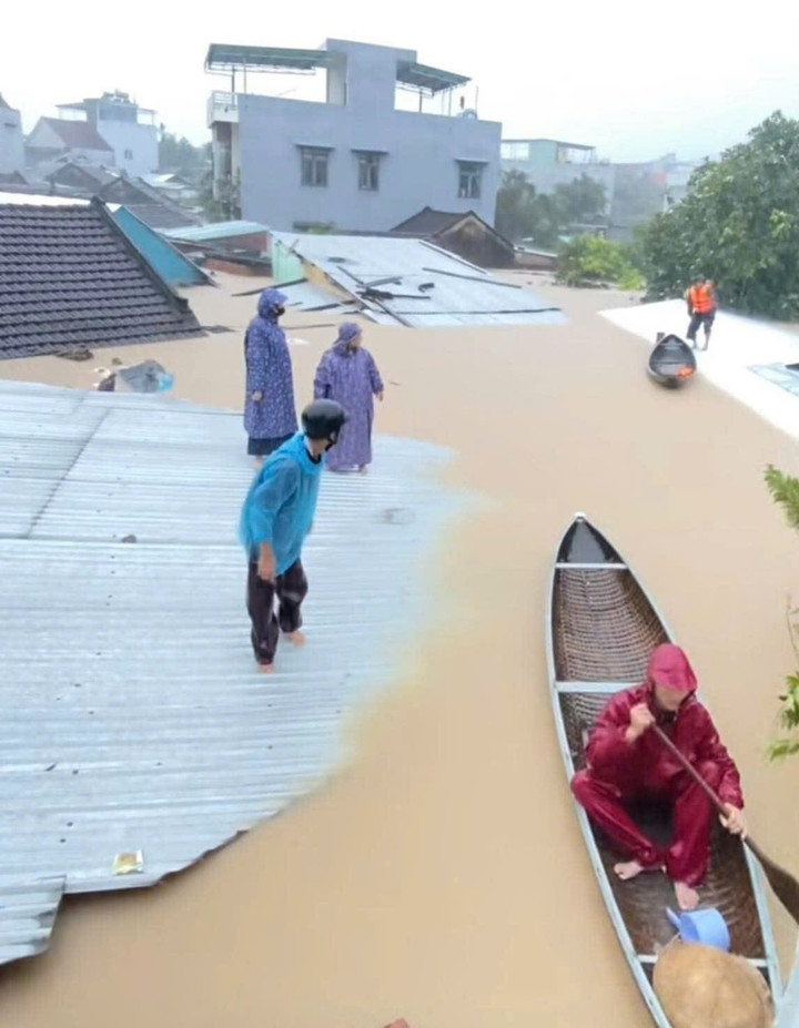 Số người chết trong lũ lụt Đắk Lắk tăng l&ecirc;n 113 người, l&atilde;nh đạo nhận lỗi - Ảnh 2.