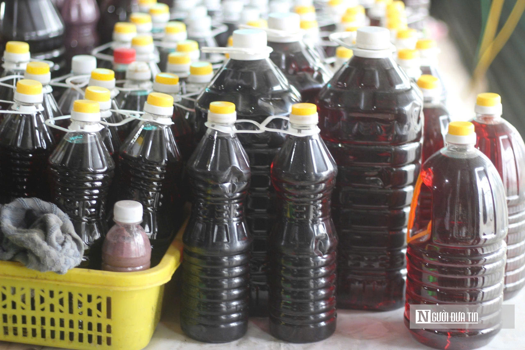 Người đ&agrave;n &ocirc;ng v&ugrave;ng biển đưa sự mặn m&ograve;i của mắm truyền thống đi xa, thu về h&agrave;ng tỷ đồng/năm- Ảnh 4.