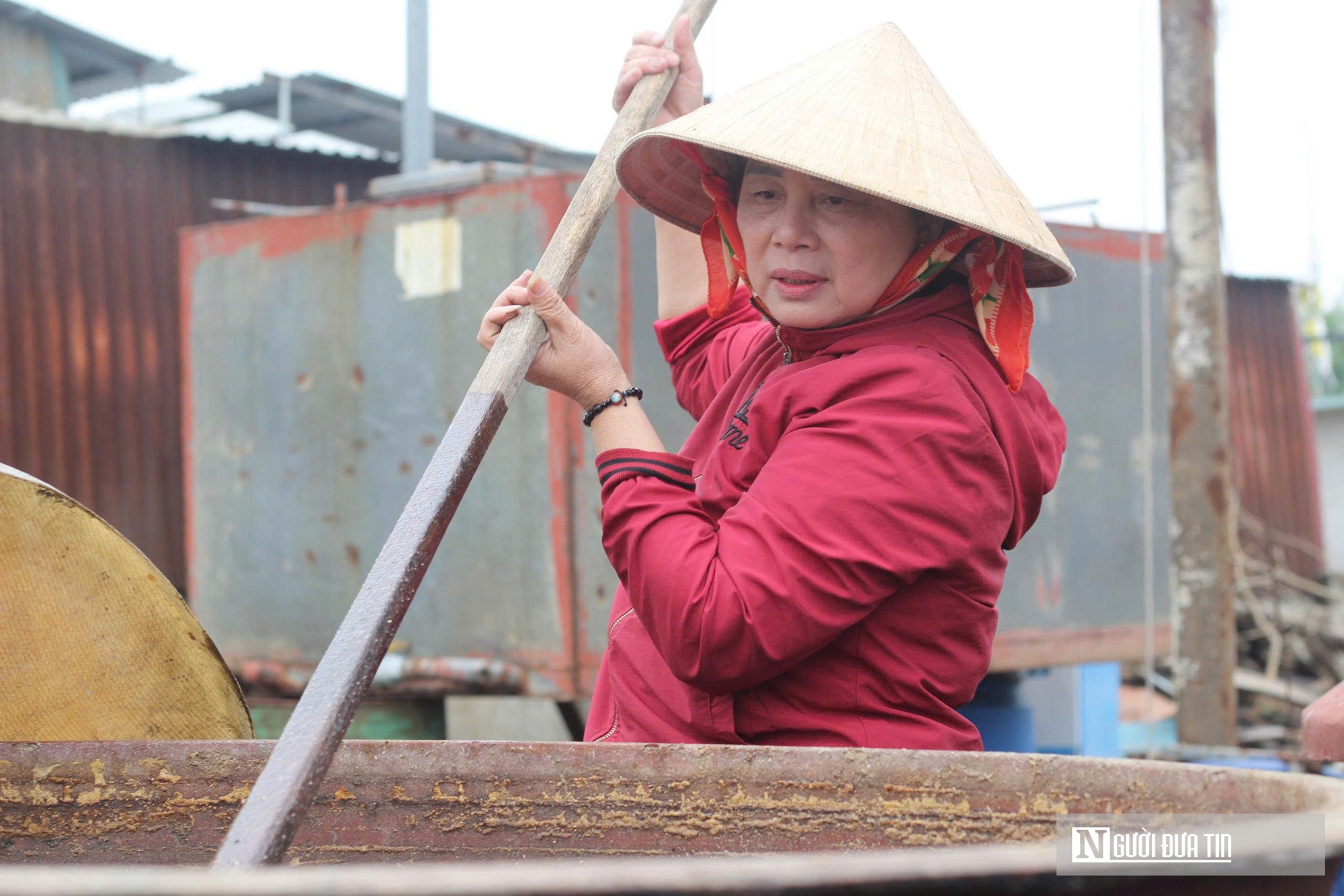 Người đ&agrave;n &ocirc;ng v&ugrave;ng biển đưa sự mặn m&ograve;i của mắm truyền thống đi xa, thu về h&agrave;ng tỷ đồng/năm- Ảnh 1.