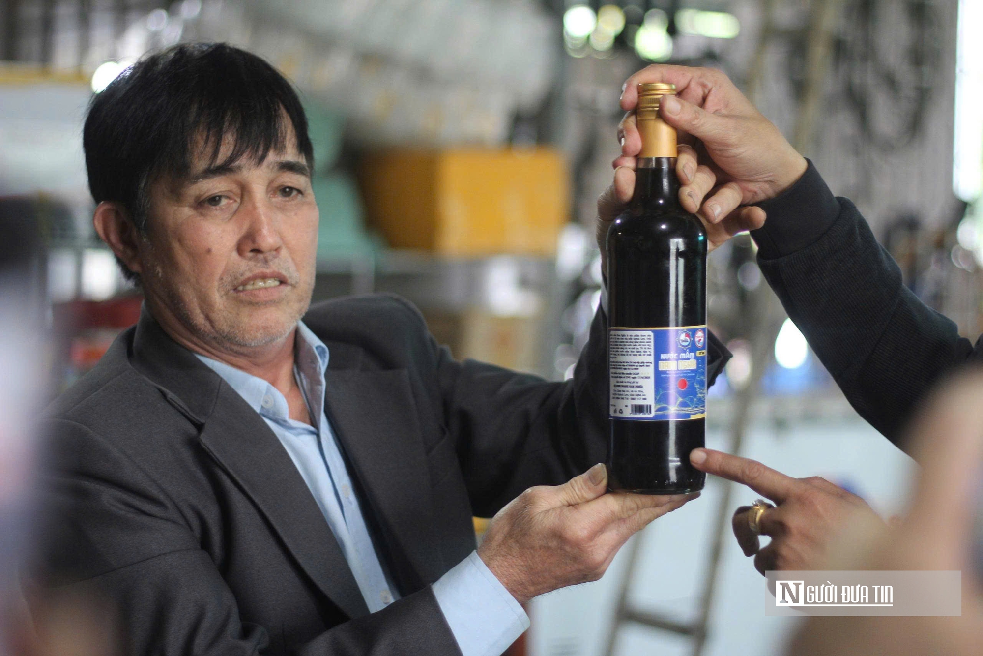 Người đ&agrave;n &ocirc;ng v&ugrave;ng biển đưa sự mặn m&ograve;i của mắm truyền thống đi xa, thu về h&agrave;ng tỷ đồng/năm- Ảnh 2.