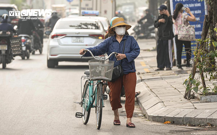 Dự b&aacute;o thời tiết 20/12: Miền Bắc nắng hanh, chuyển r&eacute;t dịp Noel - Ảnh 1.