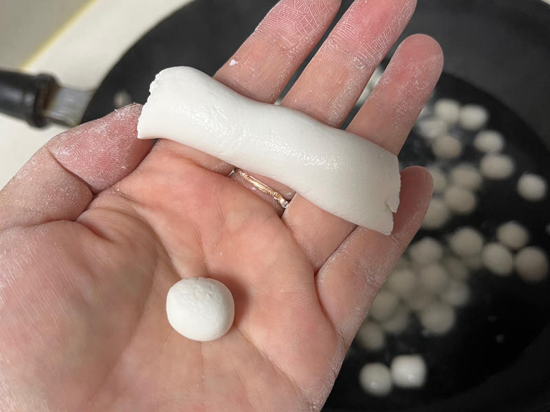 Thức uống tốt nhất cho phụ nữ không phải là sữa hay tổ yến: Món này rẻ mà bổ huyết khí, cực tốt khi ăn vào mùa đông - Ảnh 2.