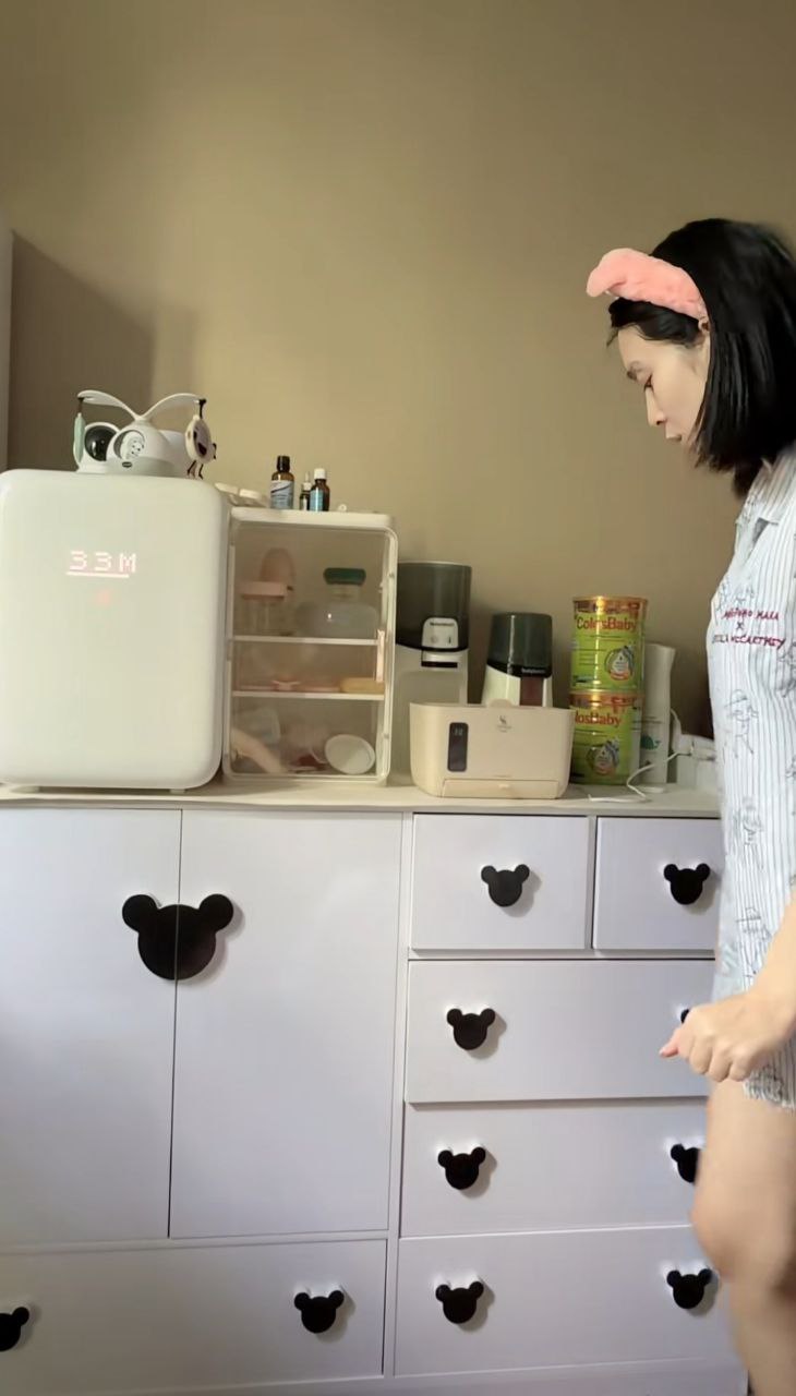 Hội mẹ bỉm soi thấy hộp sữa 