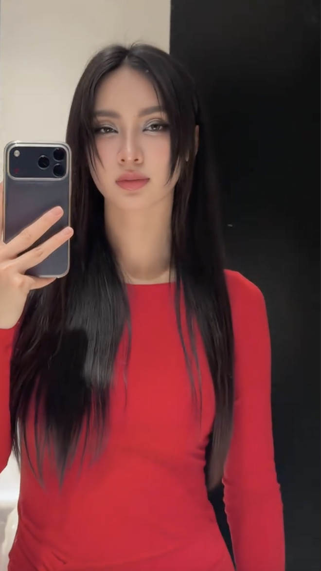 Bạn g&aacute;i Đức Phạm đ&aacute;p trả loạt comment soi m&oacute;i, đề nghị mọi người xem v&agrave; khen!- Ảnh 1.