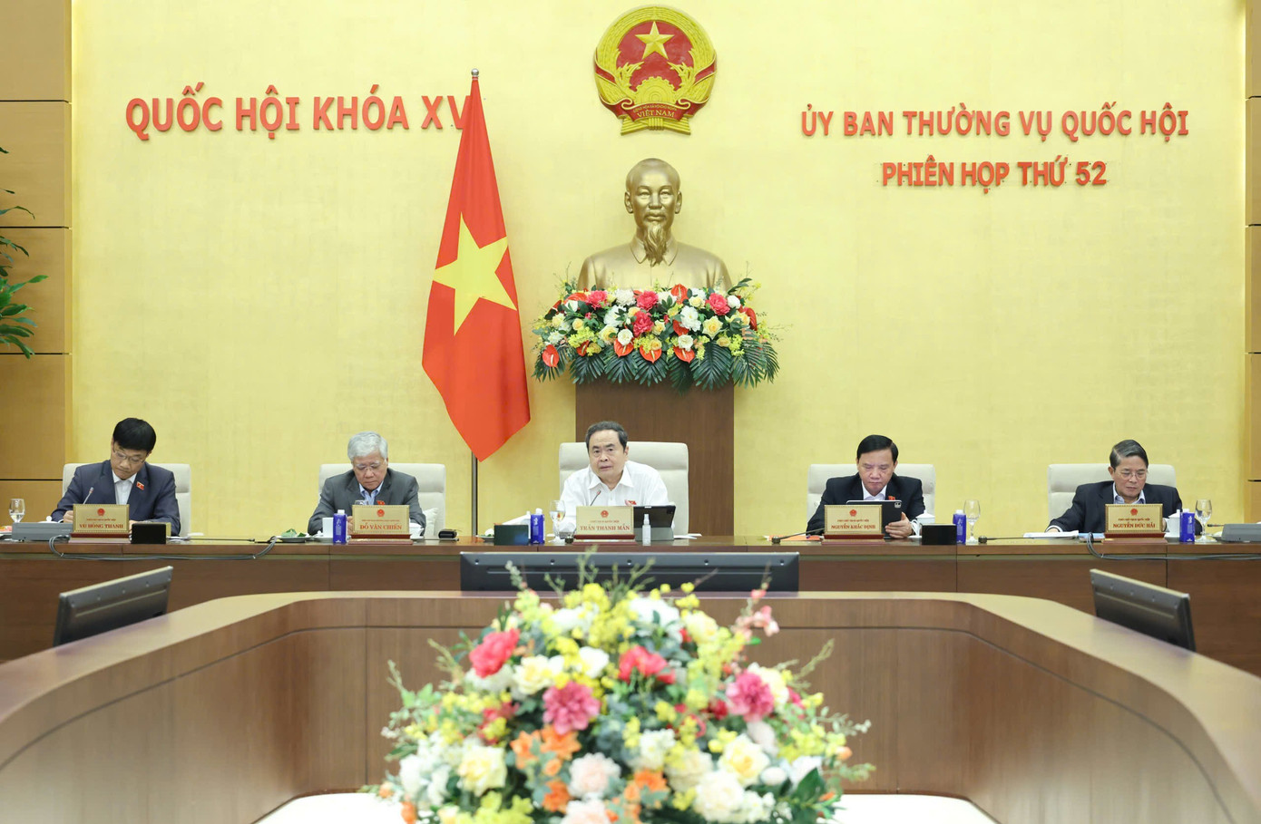 Thuế thu nhập c&aacute; nh&acirc;n: Ch&iacute;nh phủ giữ thuế suất cao nhất 35 % để bảo đảm c&ocirc;ng bằng x&atilde; hội - Ảnh 1.