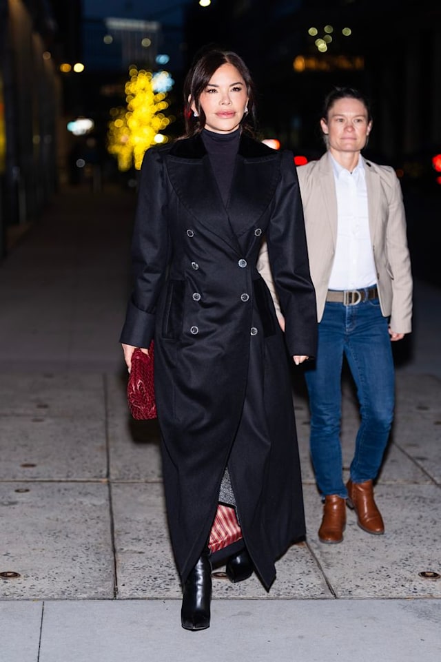 Lauren Sánchez sau đám cưới với tỷ phú Jeff Bezos: Chi 102,5 triệu USD giúp người vô gia cư thay vì khoe nhẫn kim cương- Ảnh 1.