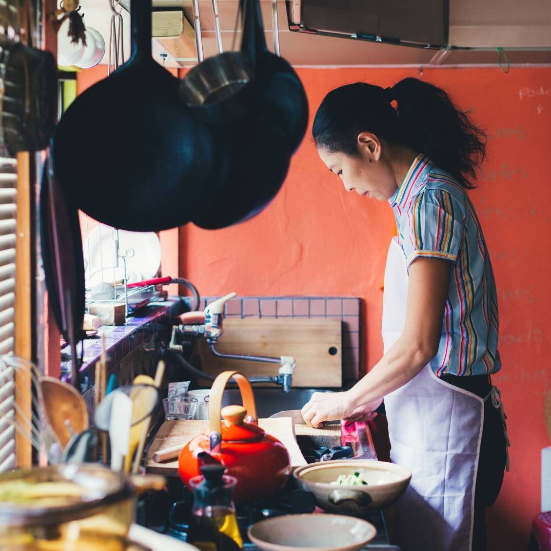 3 kiểu “đầu tư lầm tưởng” khiến phụ nữ trung niên mất tiền nhiều hơn mà vẫn tưởng đang tiết kiệm - Ảnh 3.